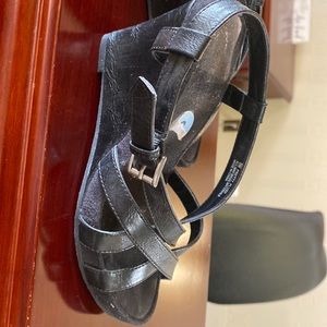 Women size 6 Aerosoles sandle wedges  only worn a few times